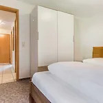 Lejlighed Eg Mitte Id 182 *